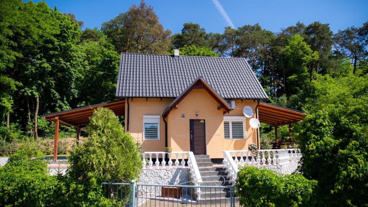 Domek "Rodzinny RELAX" Urlop Gryżyna - B&B