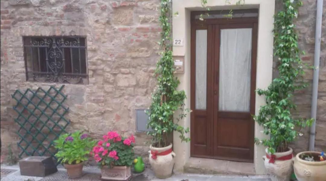 Casa Contadina in borgo medievale, Tuscany - B&B