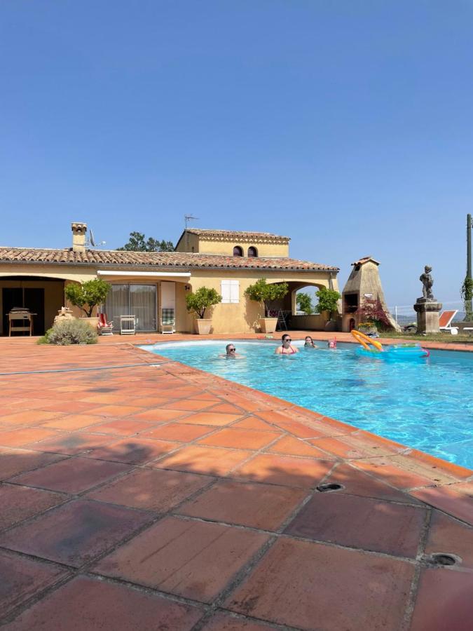 B&B Aubenas - Villa Lazuel, piscine privative chauffée, vue panoramique et jardin clos - Bed and Breakfast Aubenas