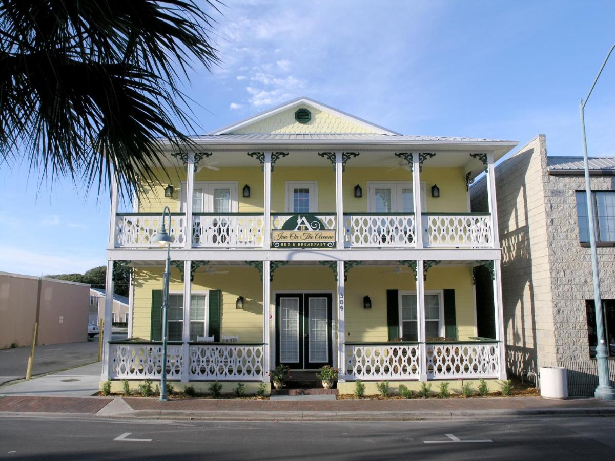 B&B New Smyrna Beach - Inn on the Avenue - Bed and Breakfast New Smyrna Beach