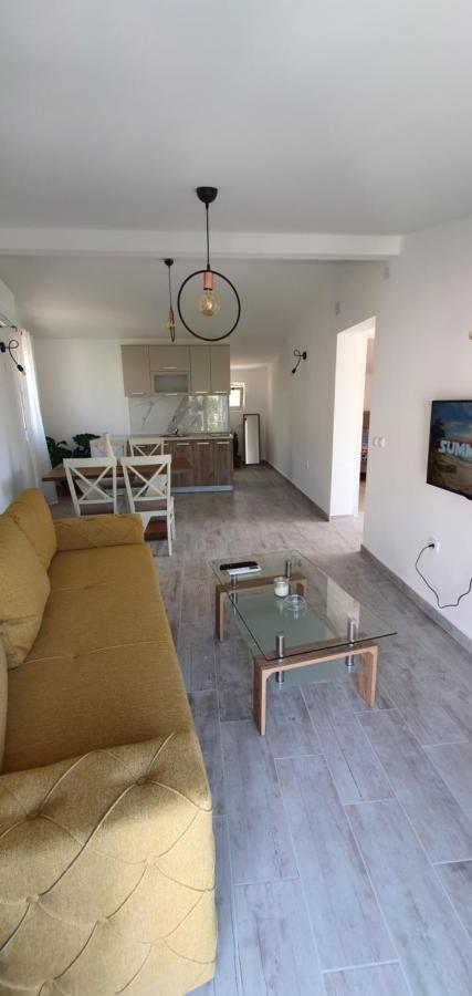 The Apartment - Ferienwohnung Ulcinj
