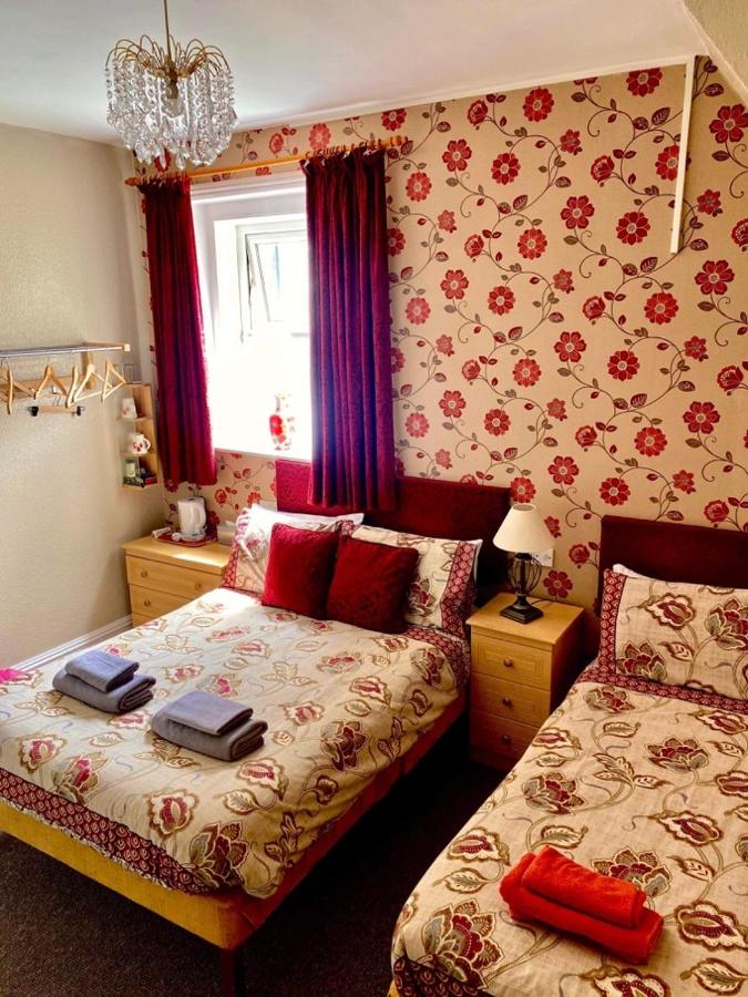 Comfort Triple Room
