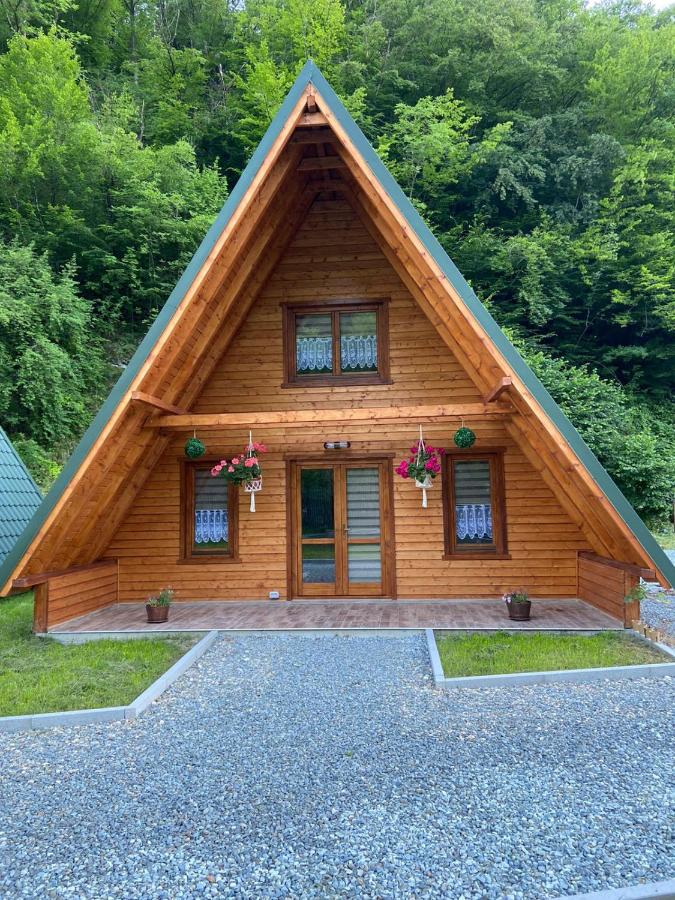 Satul de Vacanța Carla - Chambres d’hôtes
