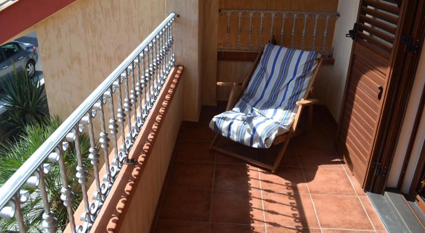 Appartement met 1 Slaapkamer en een Balkon