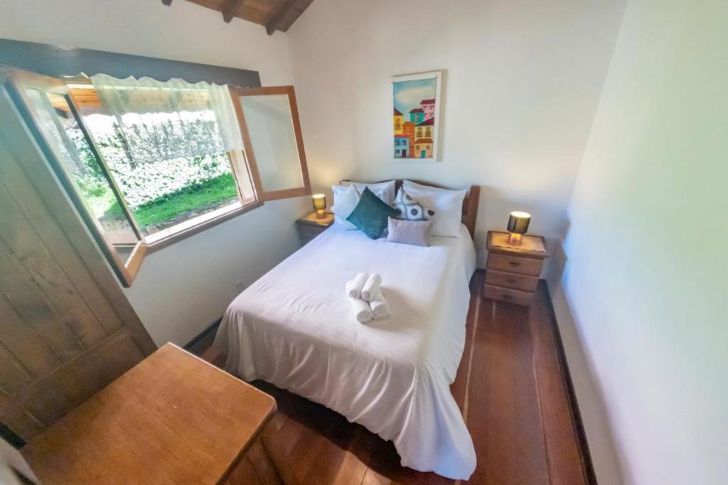 Chalé Família com Cozinha e Vista para Jardim