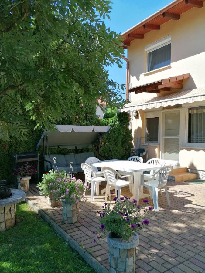 Rose Vip Apartman - B&B