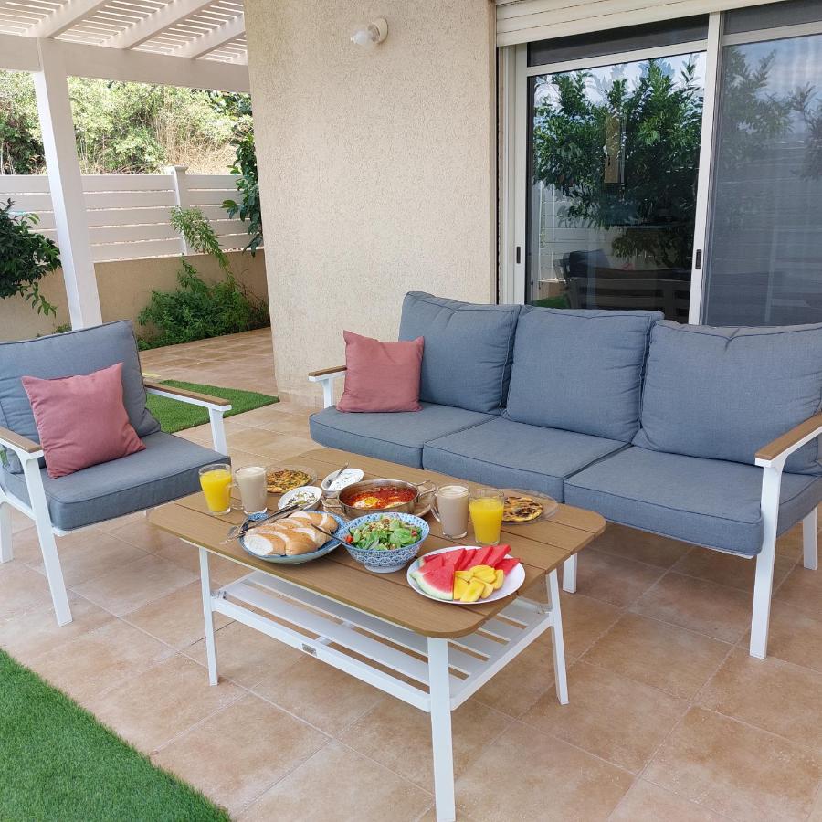 תחת עץ האלון יחידת אירוח בלב הגליל המערבי - B&B ‘En Ya‘aqov