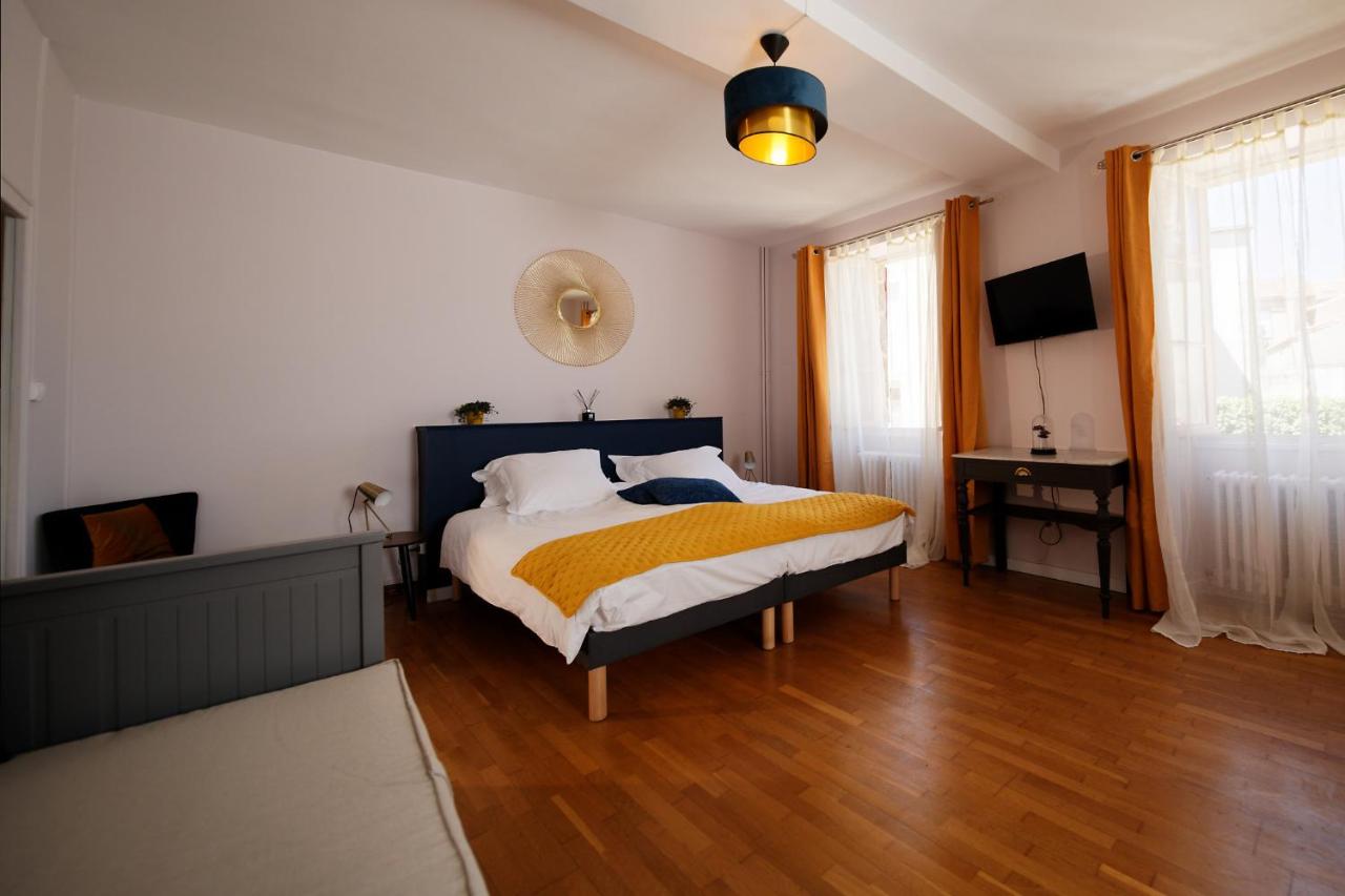 Les chambres de la vallée - Bed and Breakfast