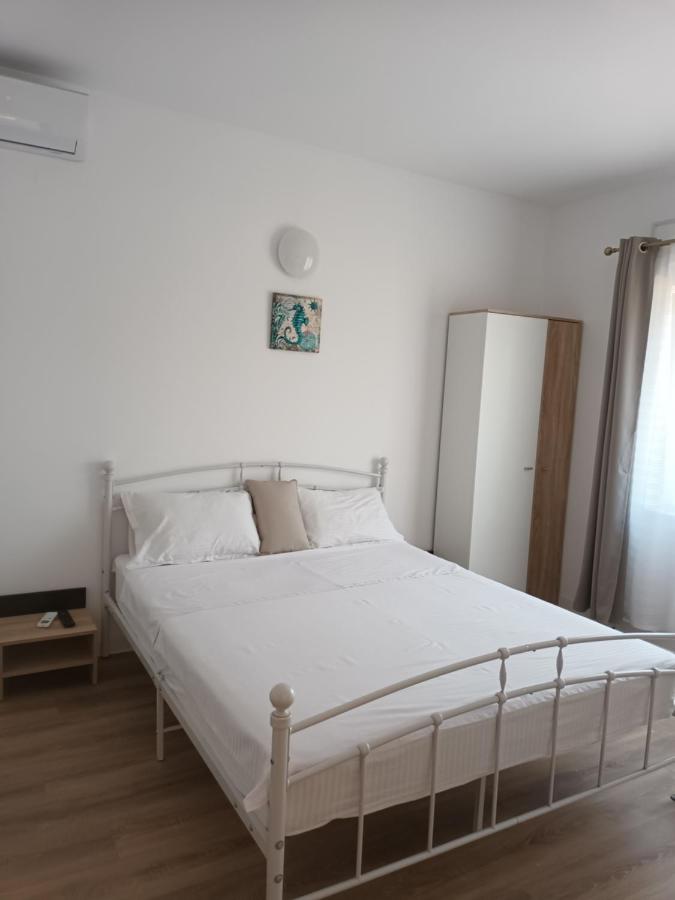 VILA COSMIN - B&B Eforie Nord