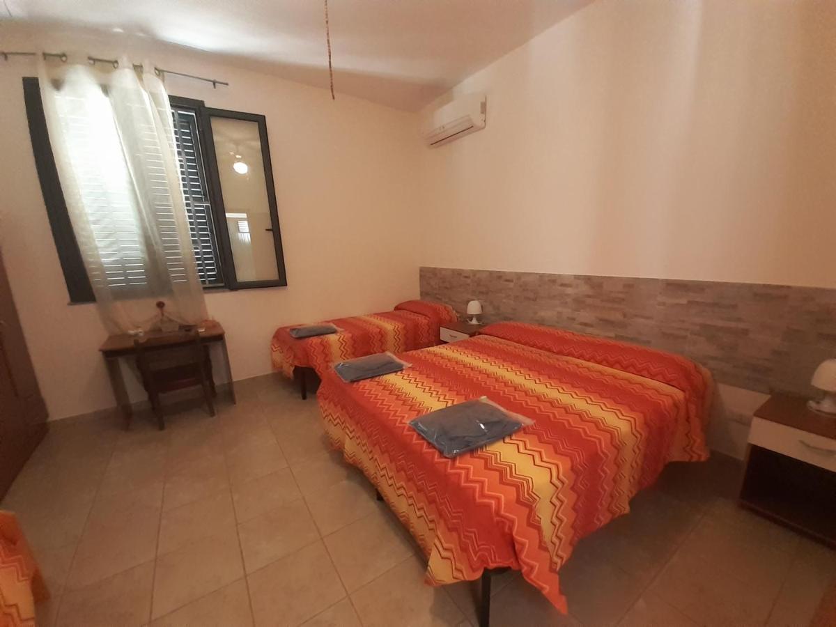 Camera Tripla con Bagno Privato Esterno