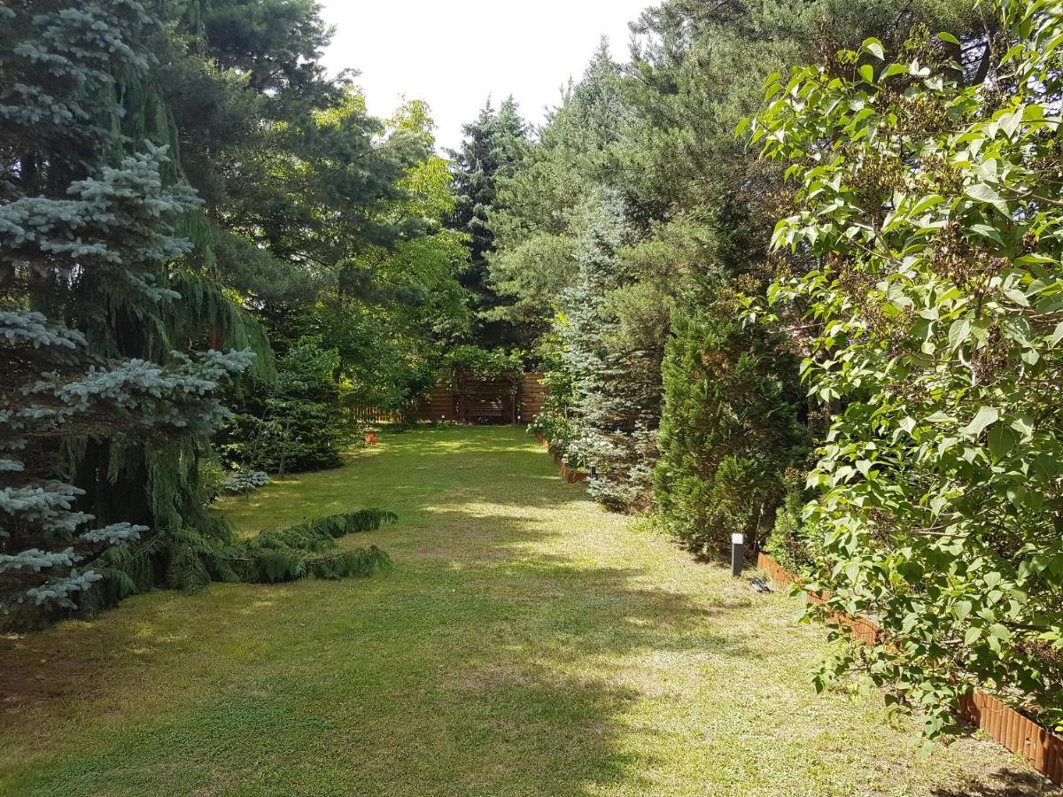 Apartament z Ogrodem - B&B Stanisławów Pierwszy