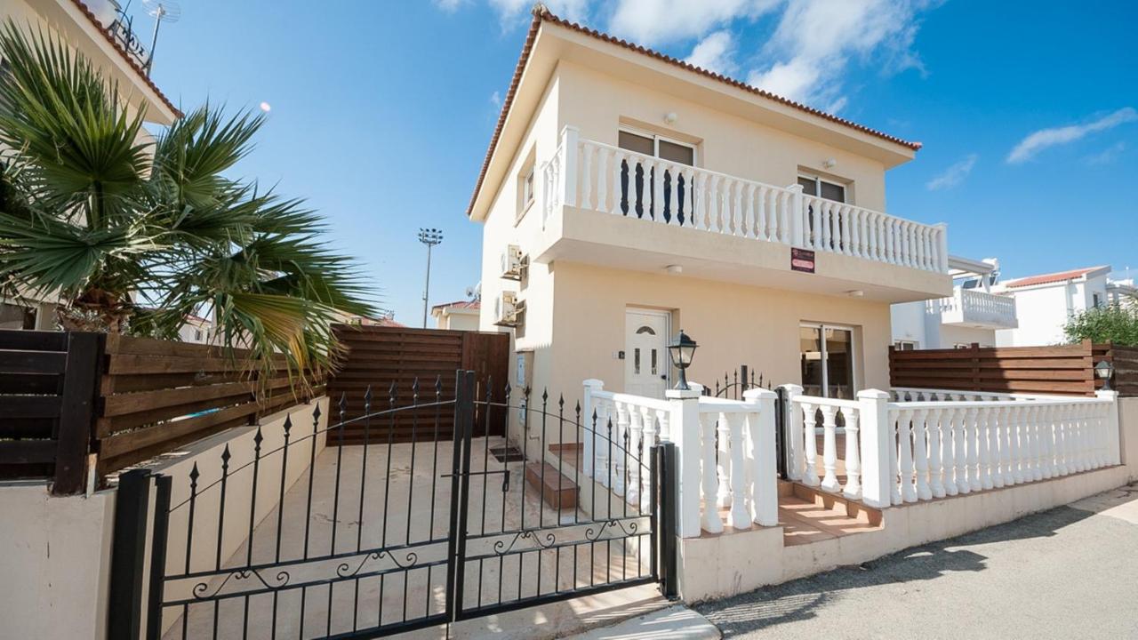 Ayia Napa Holiday Villa 003 - B&B