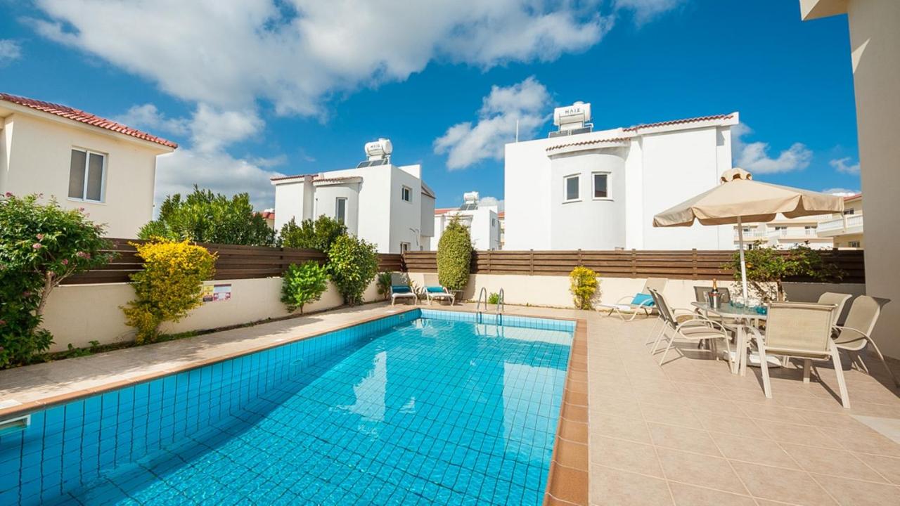 Ayia Napa Holiday Villa 003 - Bed and Breakfast Agia Napa