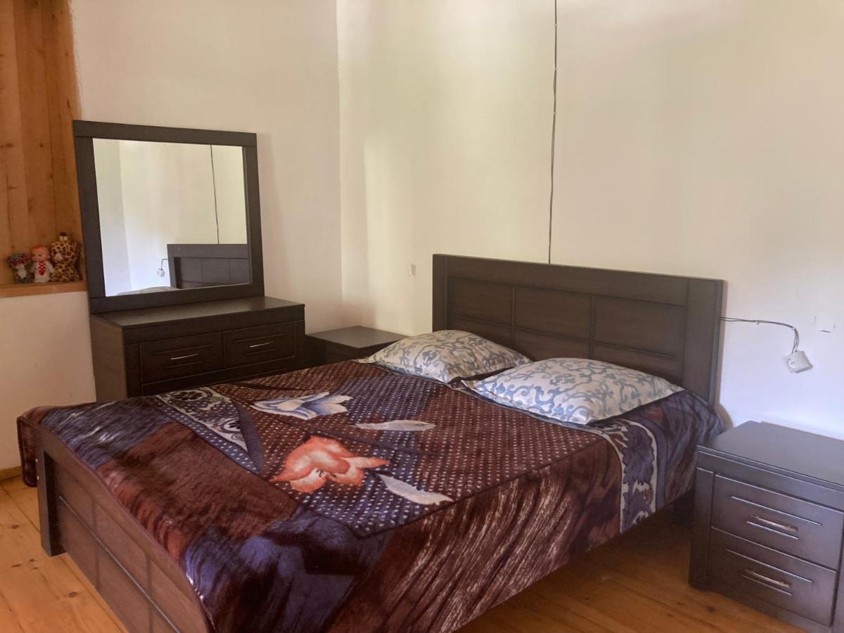 Doppelzimmer mit Gemeinschaftsbad