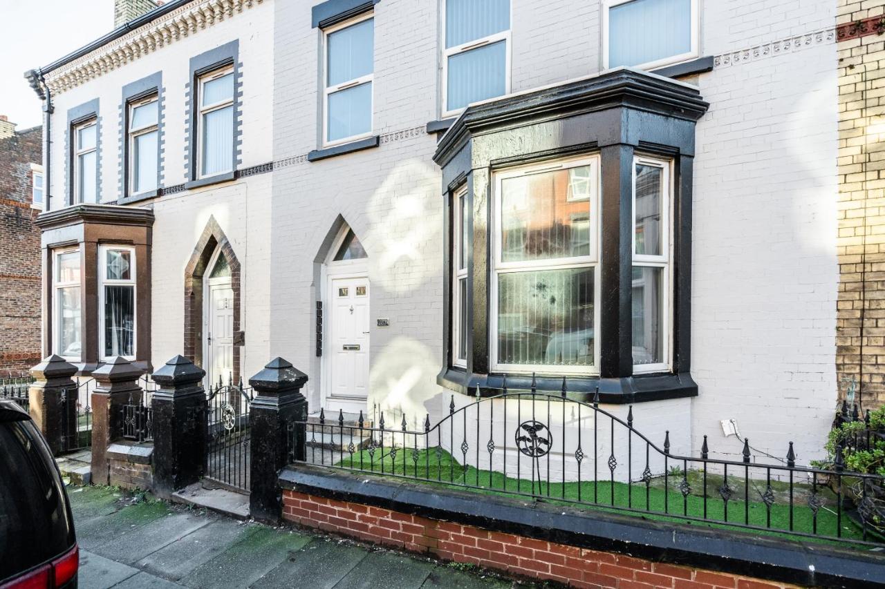 Huge 7 Bed Home For Groups - B&B