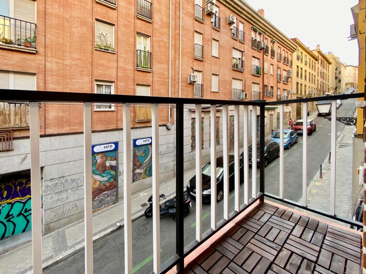Latina Village - Apartamento de 2 dormitorios con Balcón - B&B