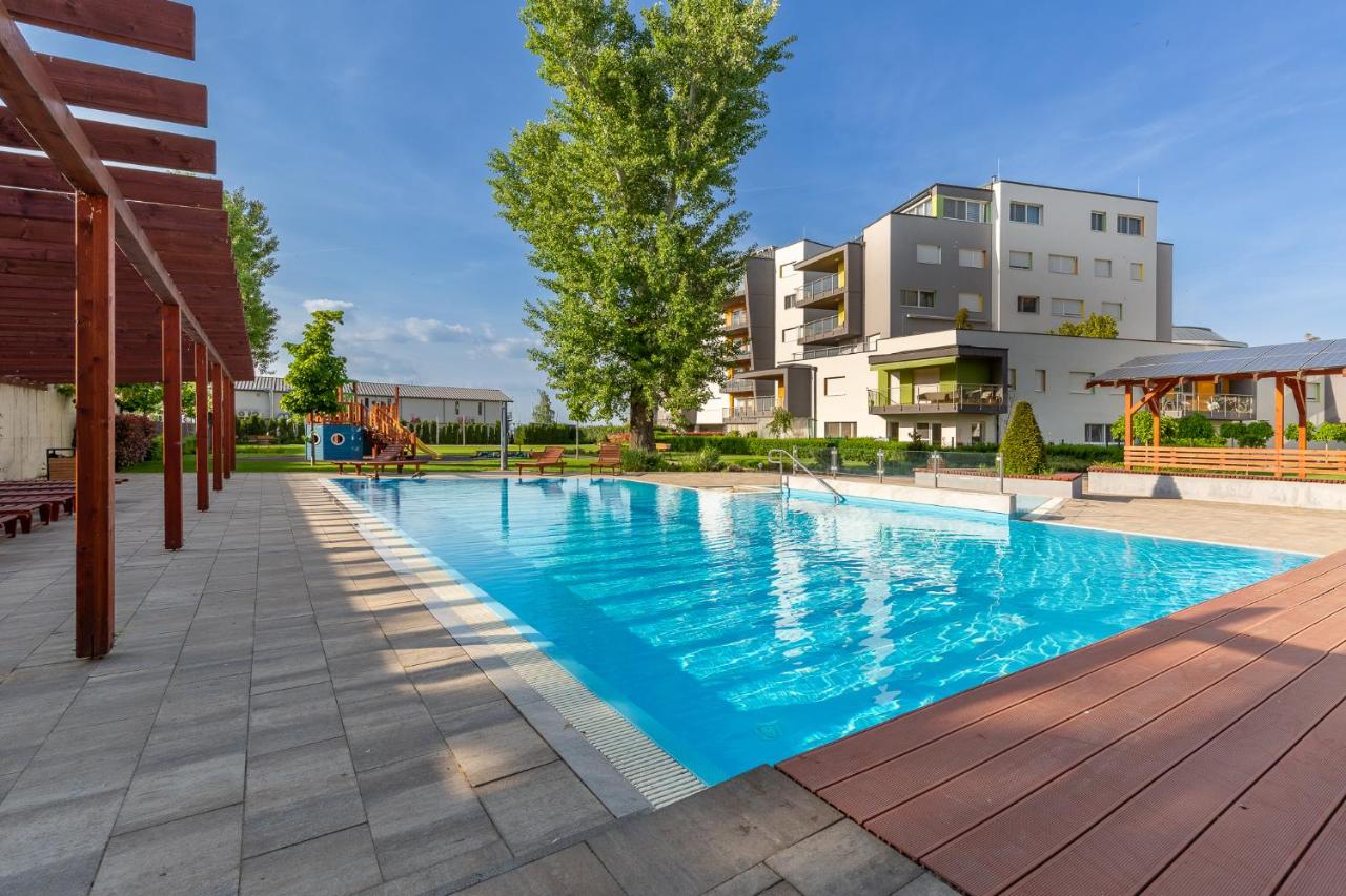 Admiral Luxury VI Apartman By BLTN - Chambres d’hôtes Siófok