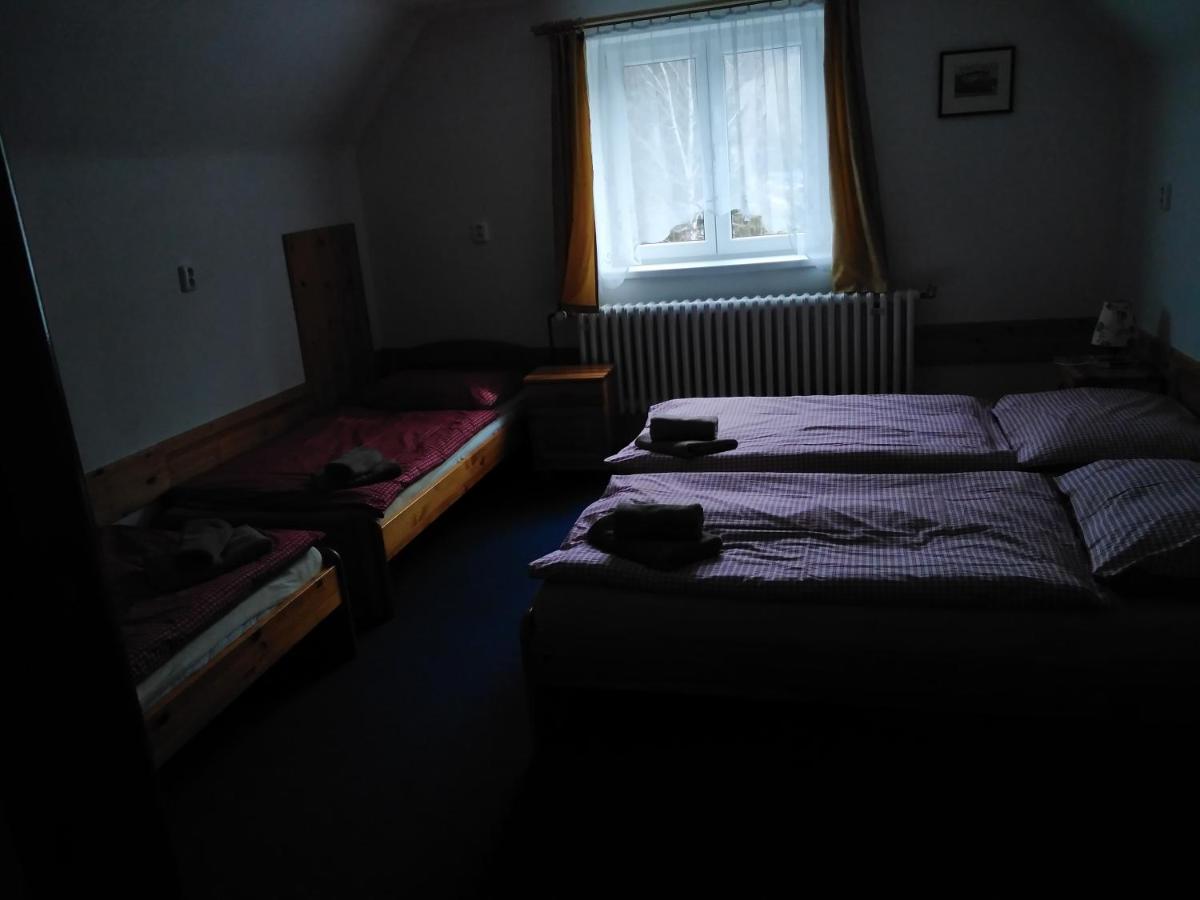 Quadruple Room with Walk-in Closet