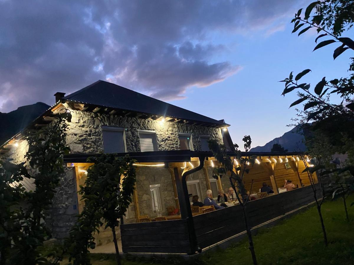 The Blue Eye - B&B