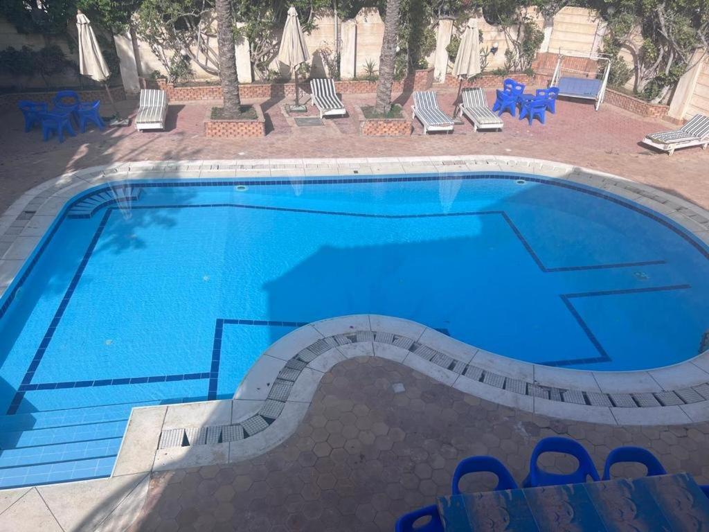 B&B Alexandrië - Cheerful villa with pool in Alexandria (El agami) - Bed and Breakfast Alexandrië