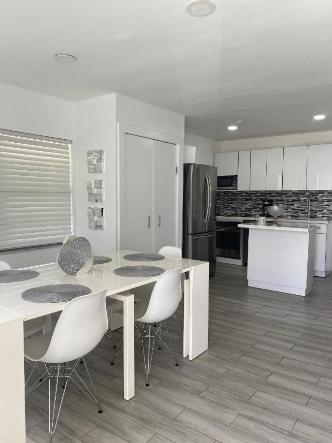 Modern Home, Excellent Location Miami - B&B