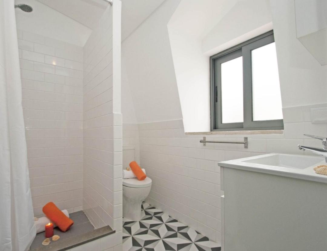 Dreibettzimmer mit eigenem Bad