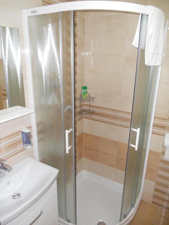 Guest House Goršič - B&B Grosuplje