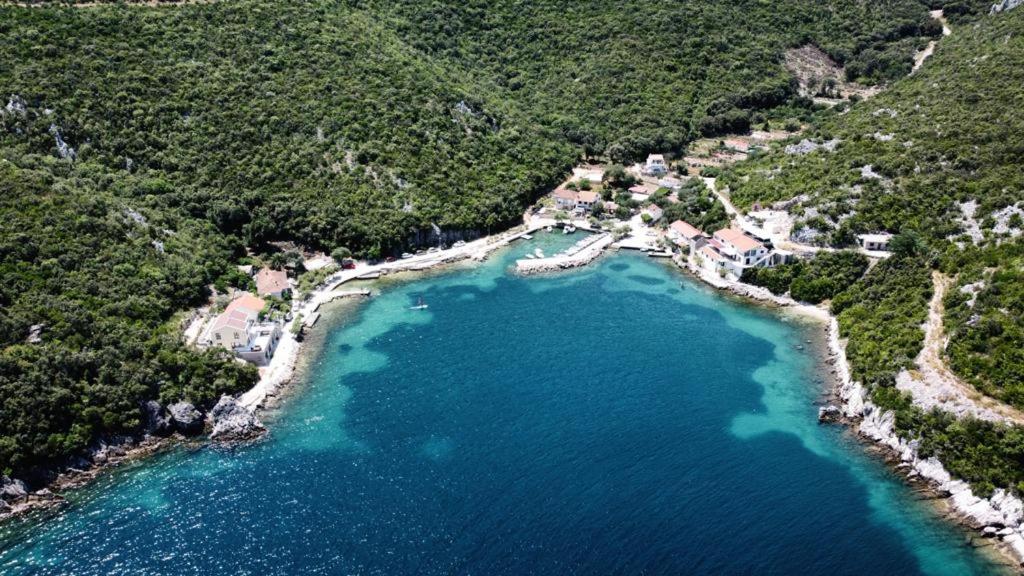 Velika Prapratna-mala vala,veliki užitak - Ferienwohnung Oskorušno