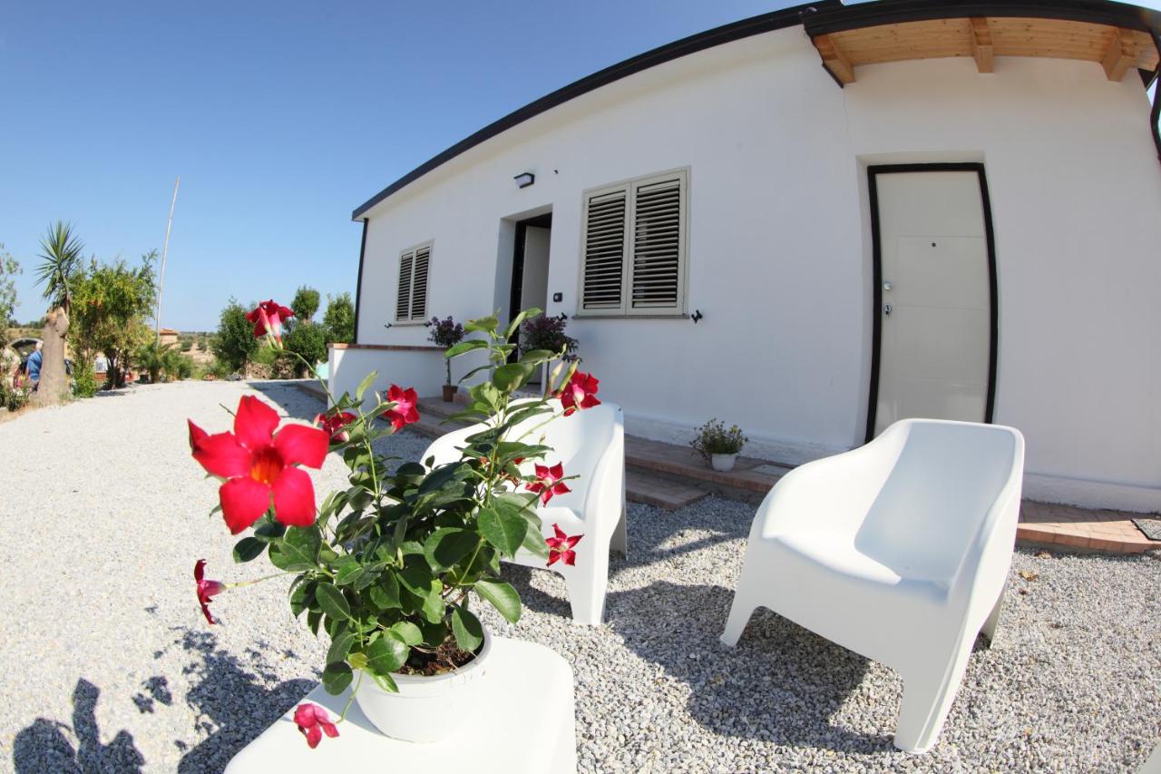 LA PACE DEGLI AGRUMI - Ferienwohnung Pannaconi