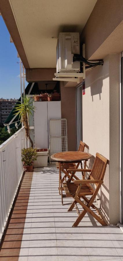 Large Apartment near FIRA and City Center - Chambres d'hôtes L'Hospitalet de Llobregat