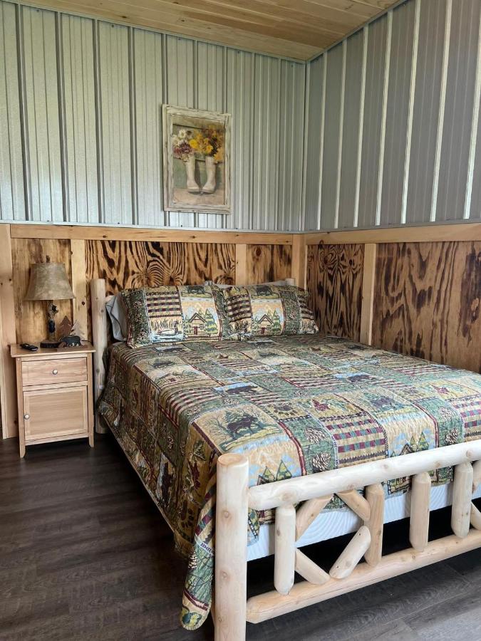 Brushcreek Falls RV Resort - B&B