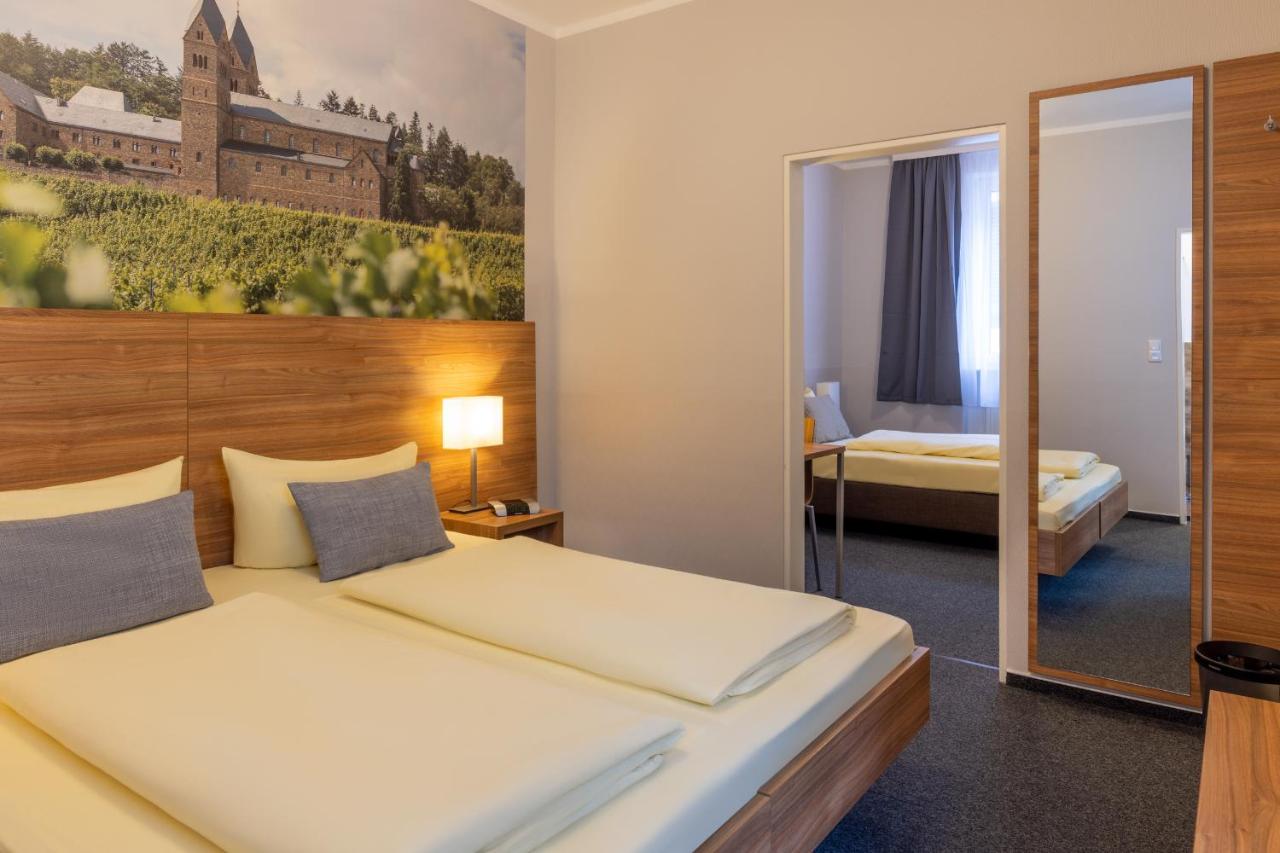 Dreibettzimmer