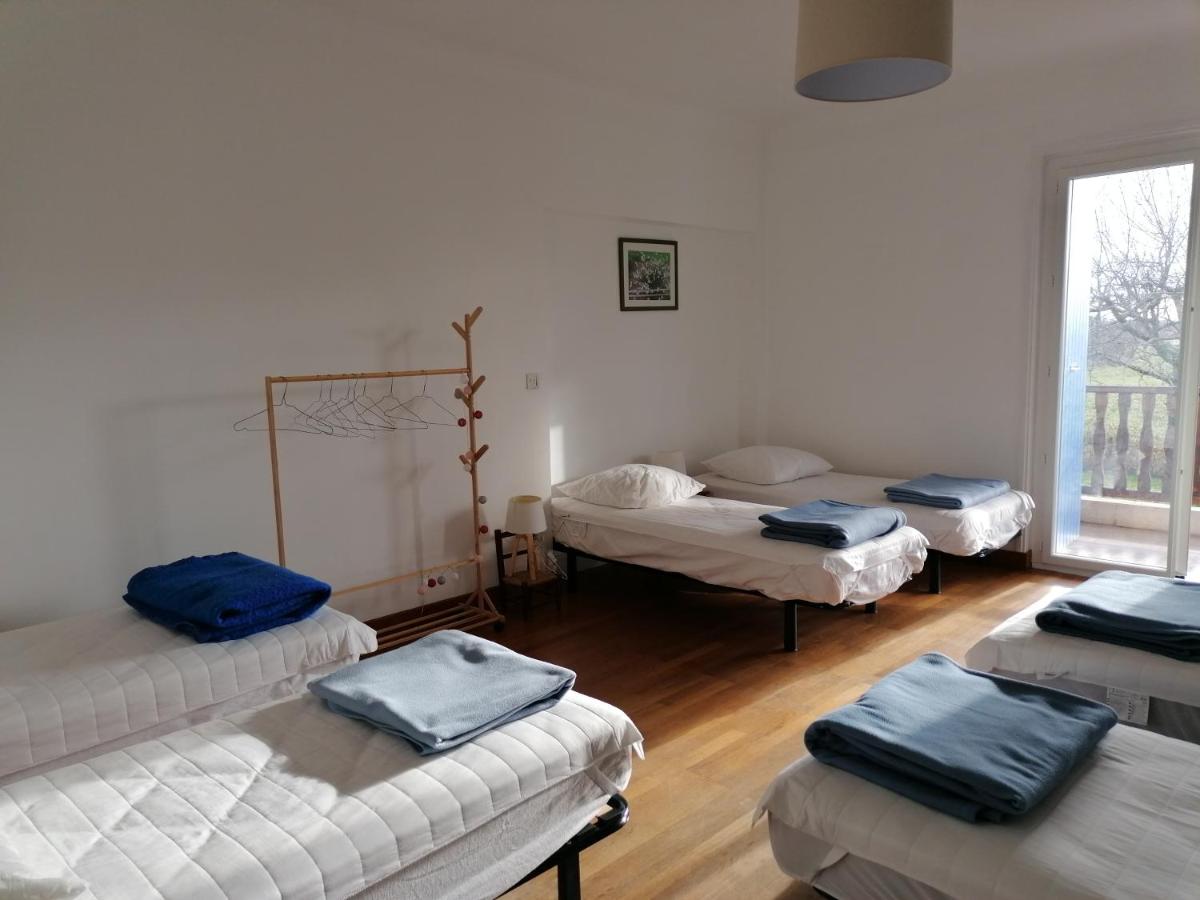 Zweibettzimmer mit Gartenblick