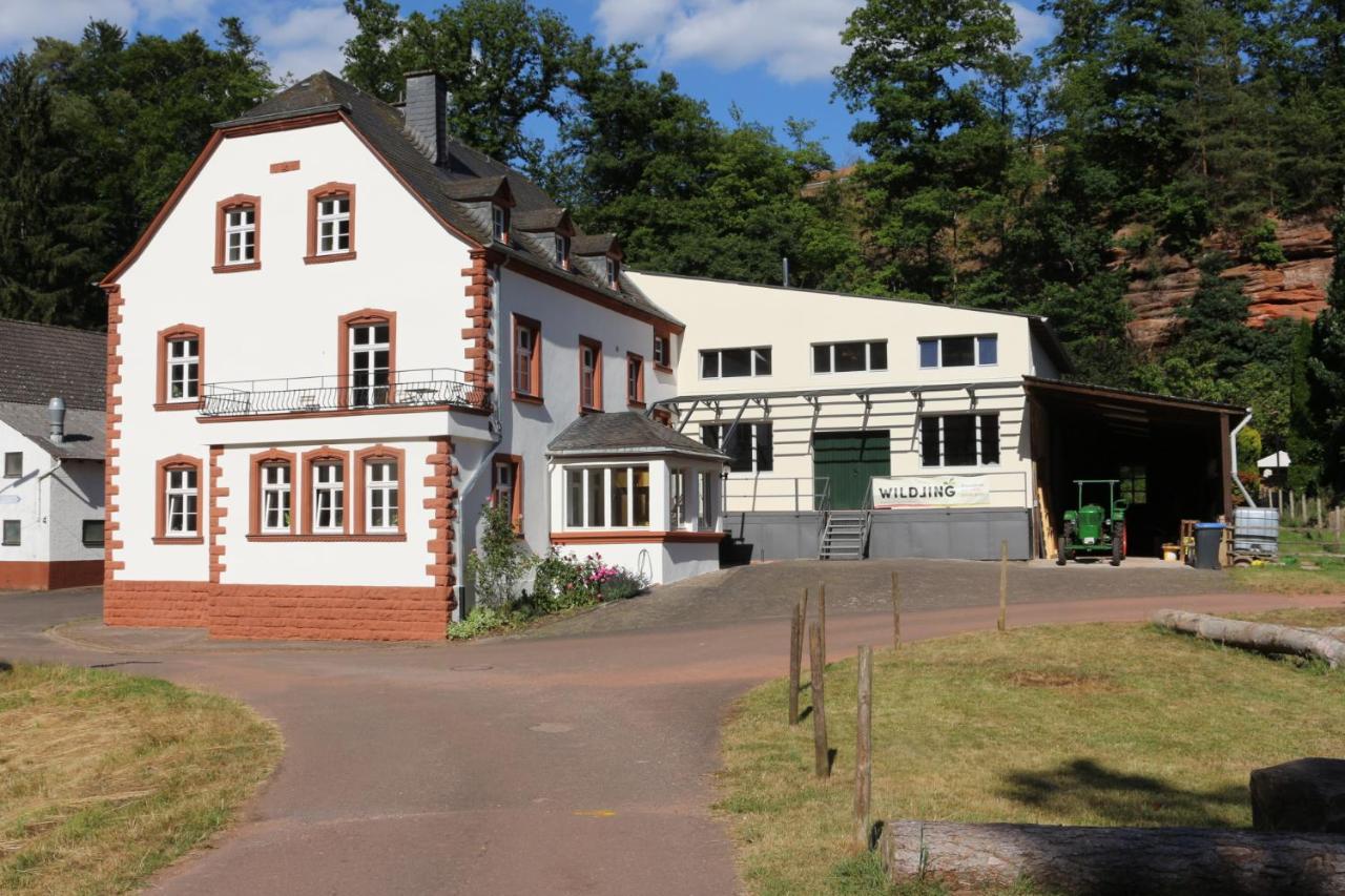 B&B Freudenburg - Gästehaus Herrenmühle - Bed and Breakfast Freudenburg