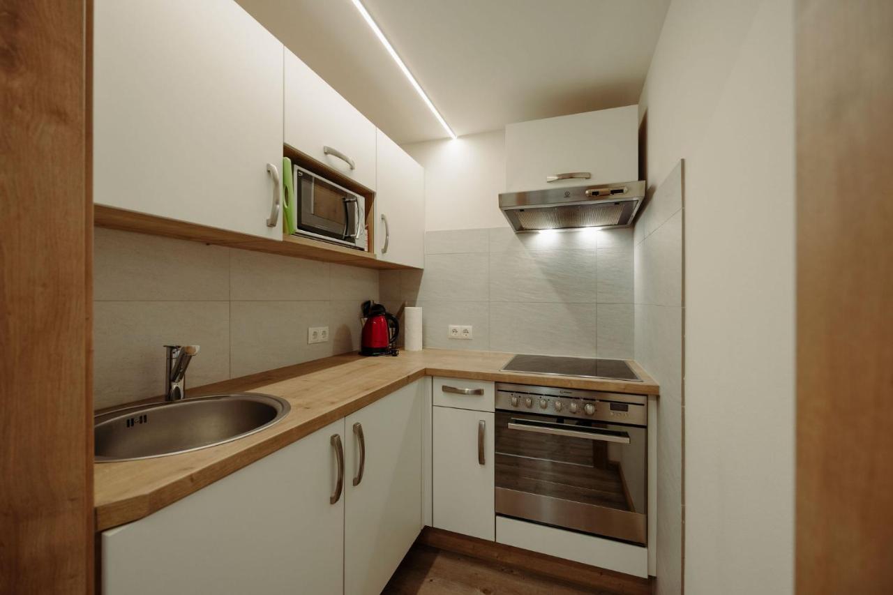 Apartment with Terrace 10 / 11