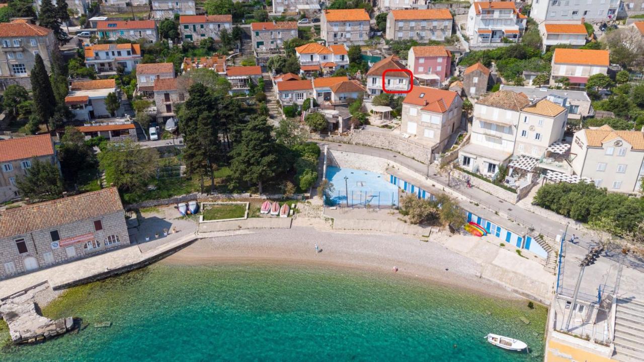 Apartment mit Meerblick