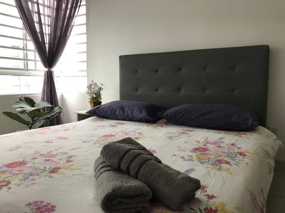 Villa Selatan Southville City - Ferienwohnung