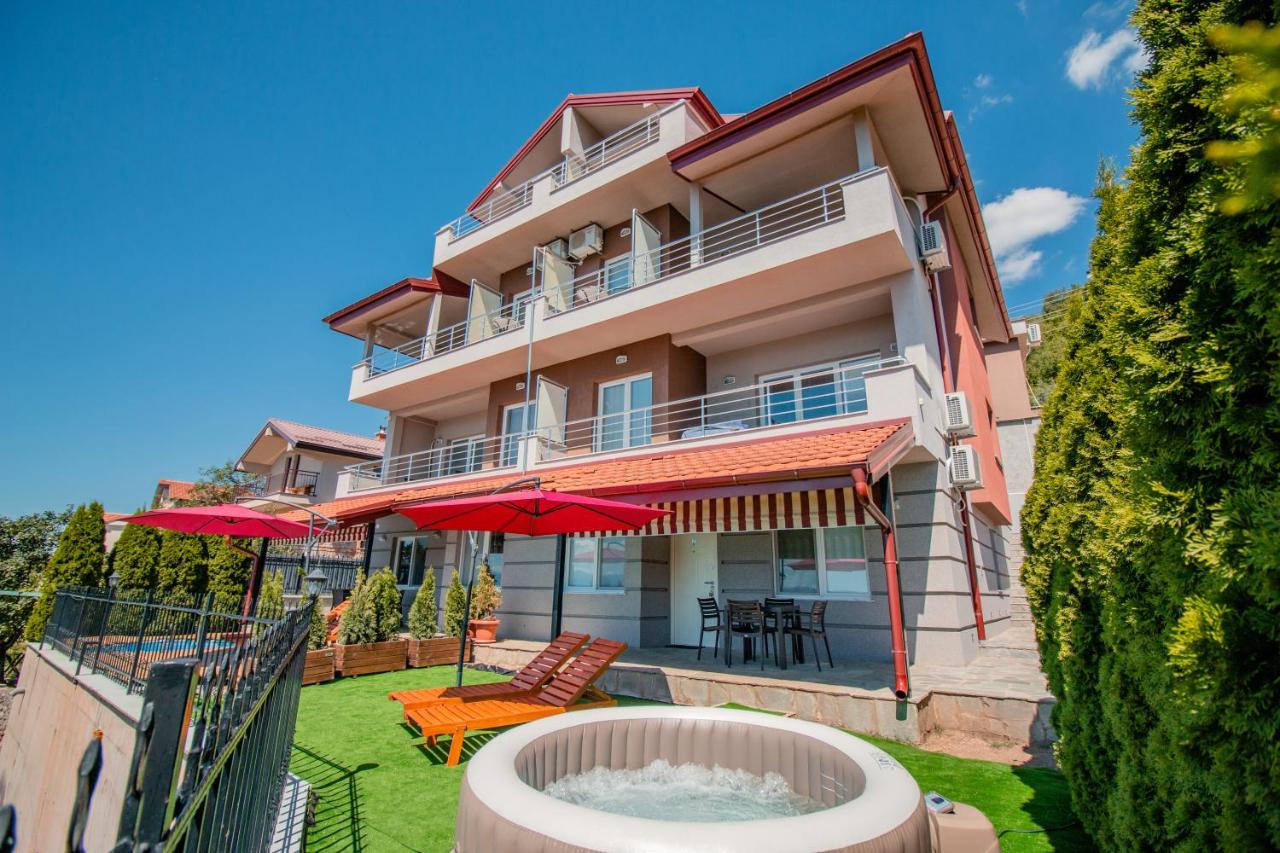 B&B Ohrid - Velestovo House - Bed and Breakfast Ohrid