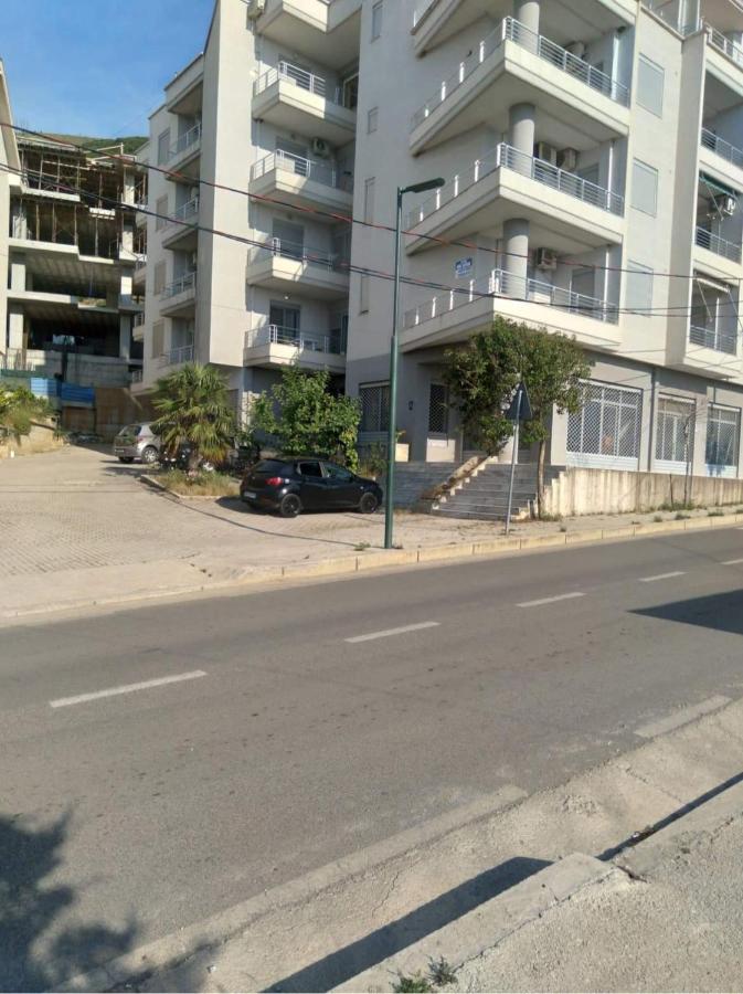 Meco Apartment - B&B Valona