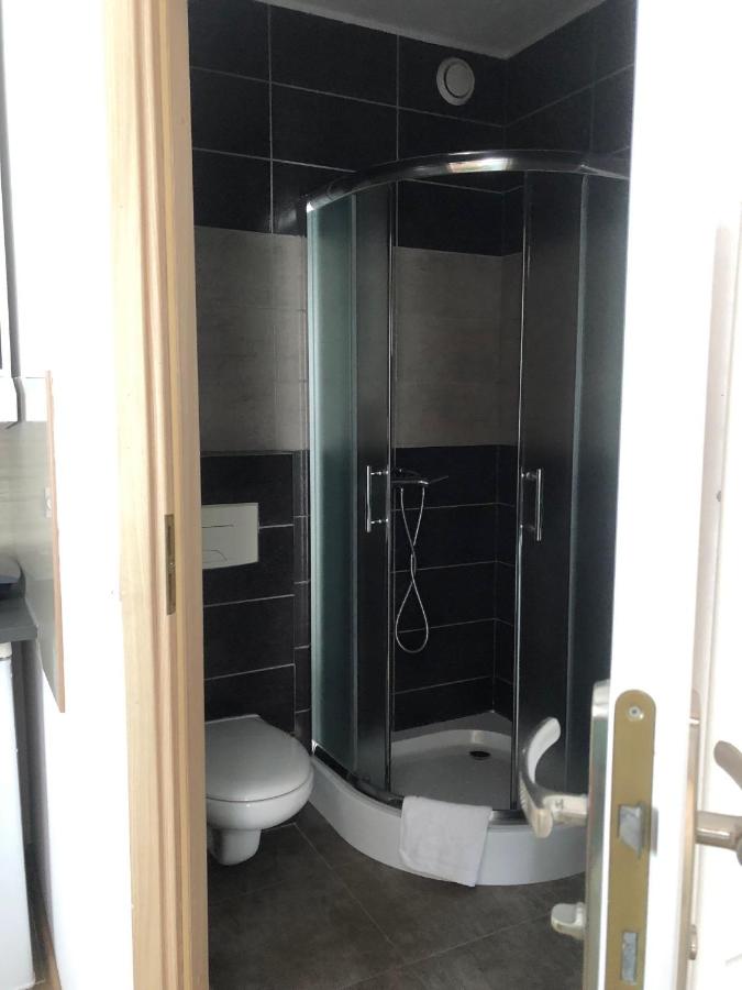 Triple Room with Bathroom