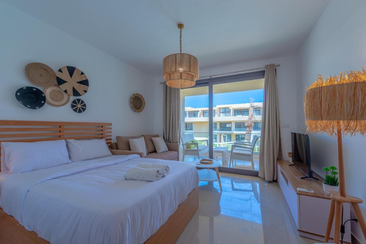 Boho-Chic Studio Apartment in G-Cribs, Pool View - Ferienwohnung Hurghada