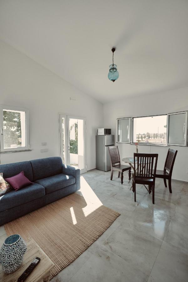 Apartment with Garden View