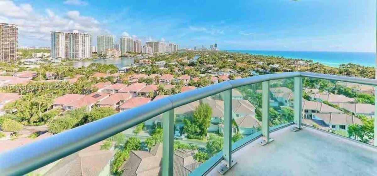 B&B Miami Beach - Breathtaking ocean view! 15th floor - Bed and Breakfast Miami Beach
