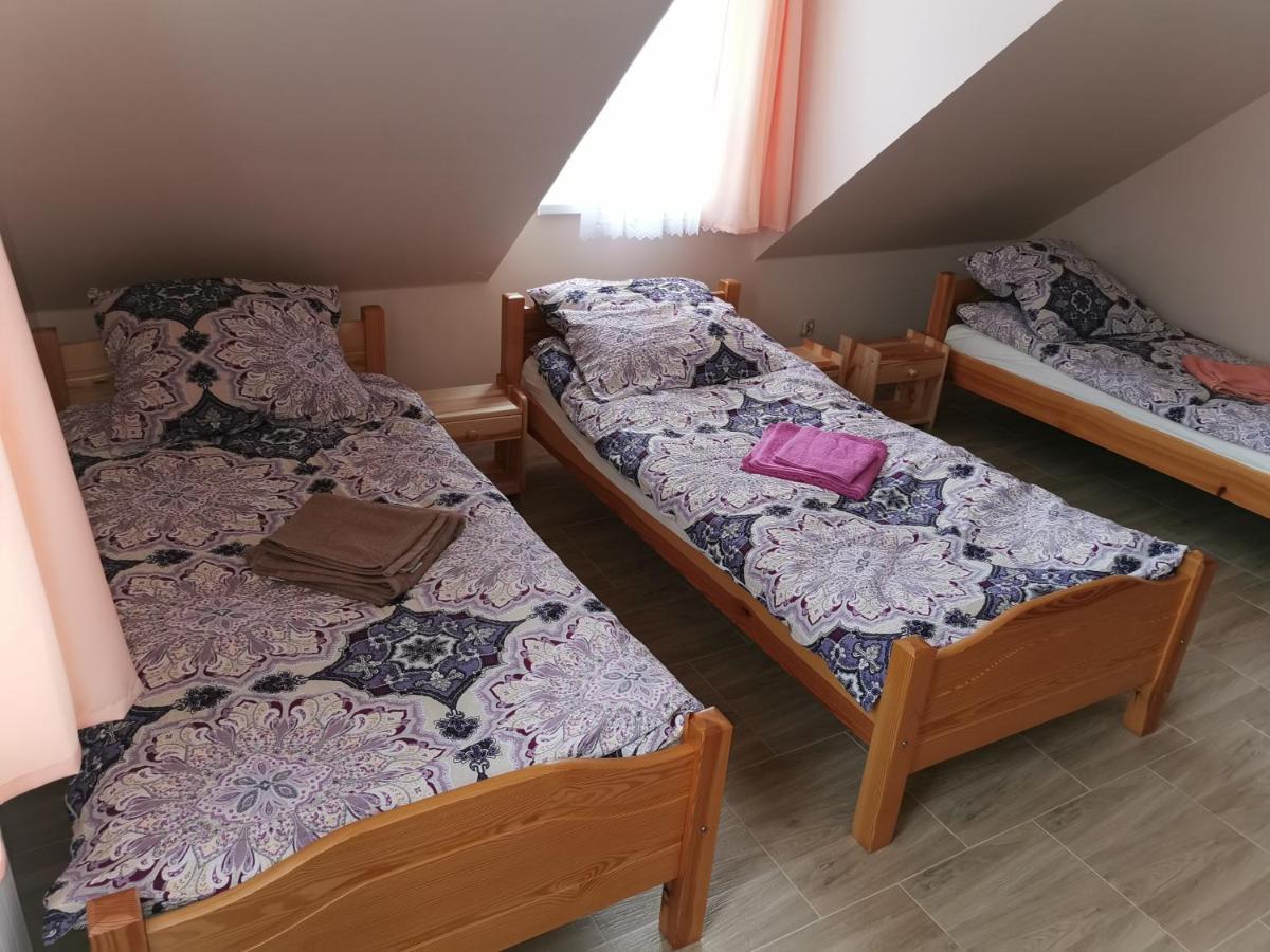 Camera Tripla con Bagno in Comune