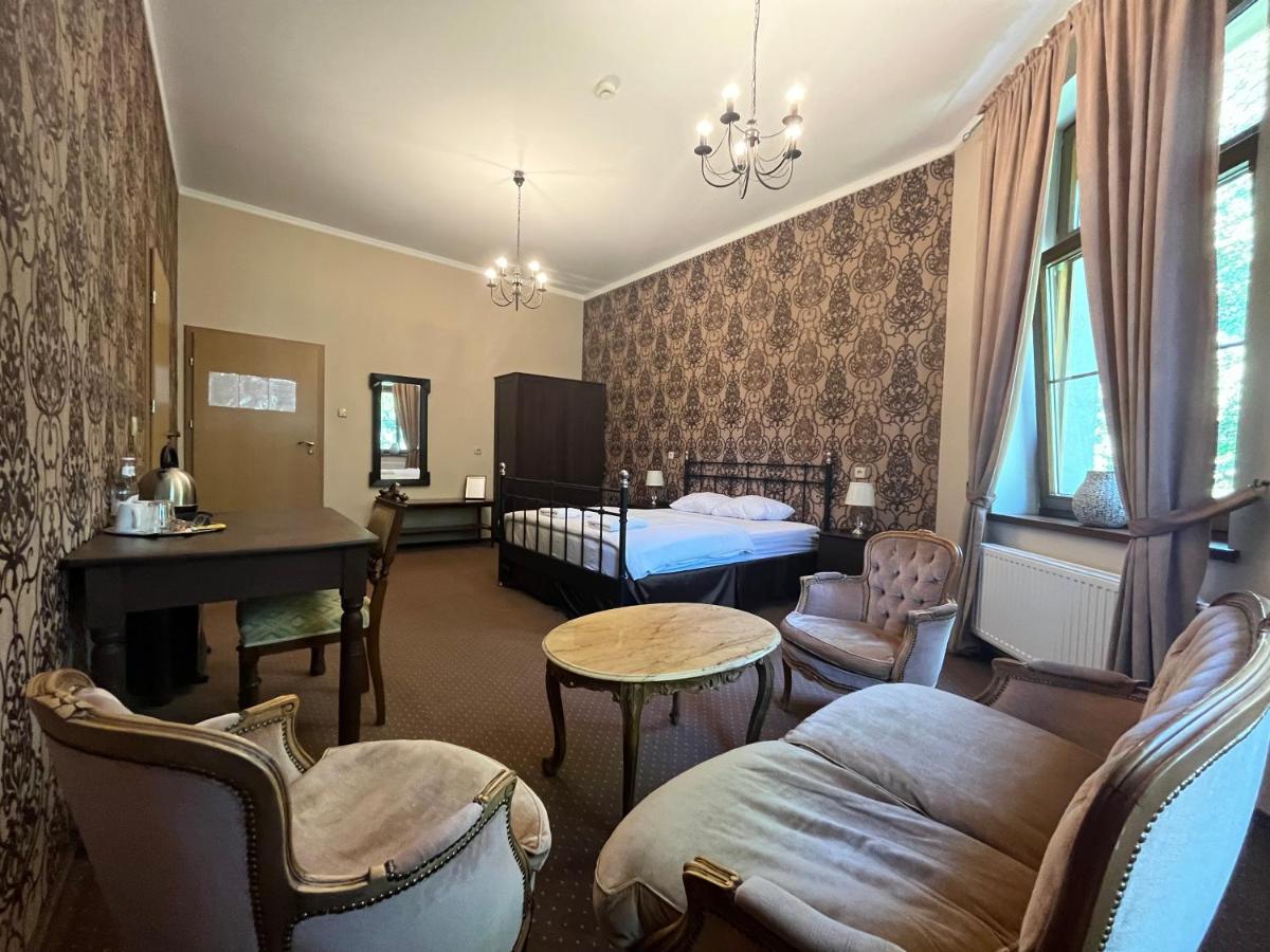 Großes Doppelzimmer