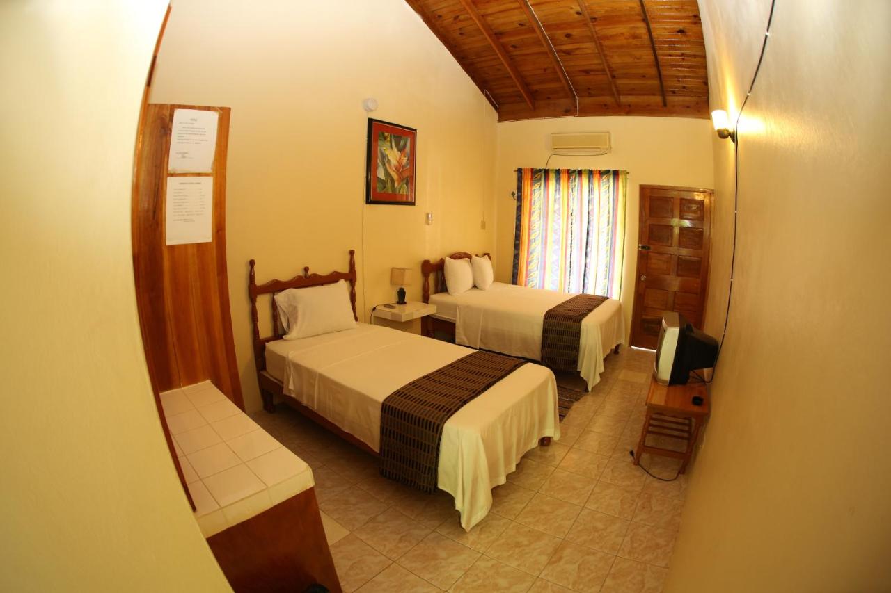 Double Room (1-2 Adults)