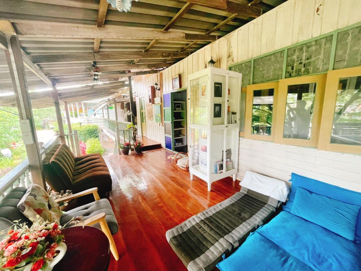Habitación Familiar con balcón