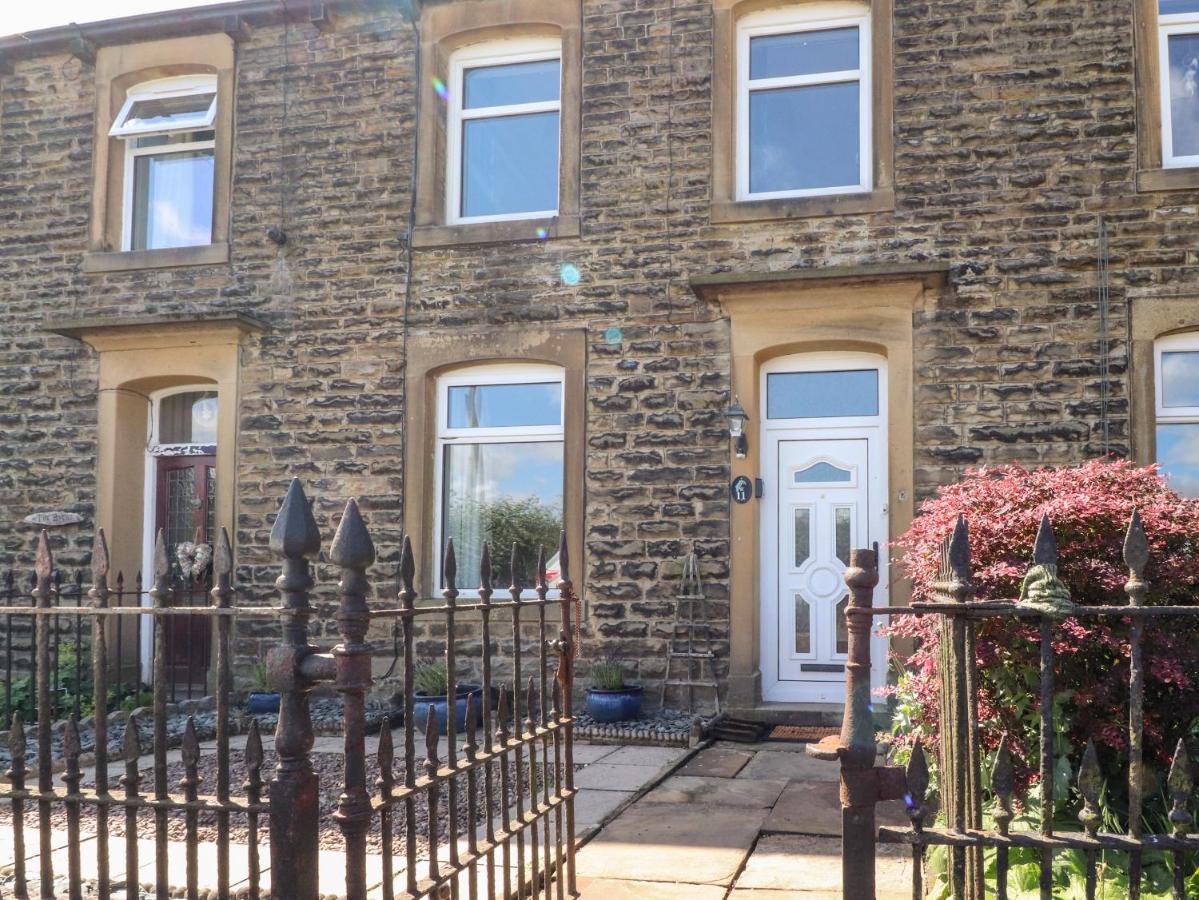 B&B Skipton - Kingfisher Cottage, 11 Airebank Terrace - Bed and Breakfast Skipton