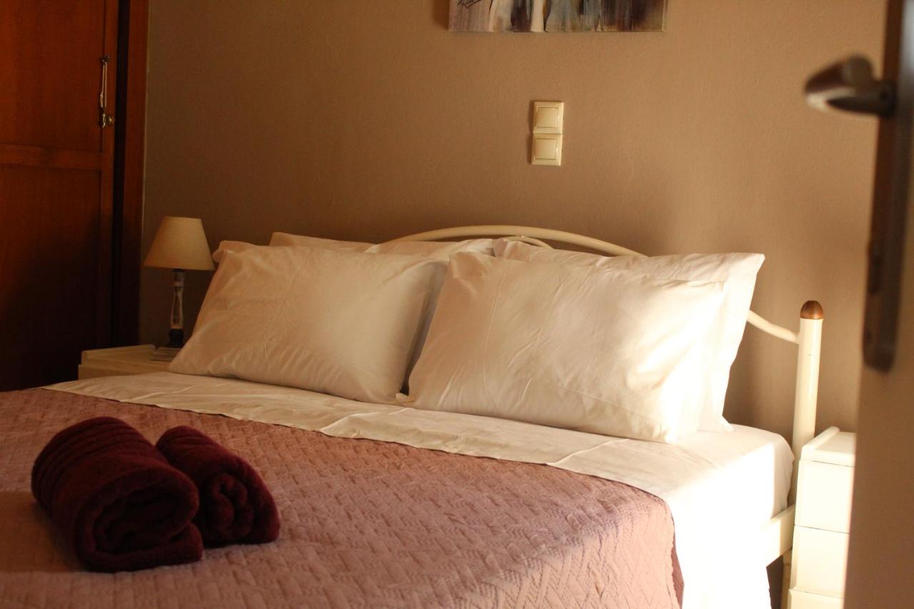 Dimokritos Apartment - B&B Pitsidia