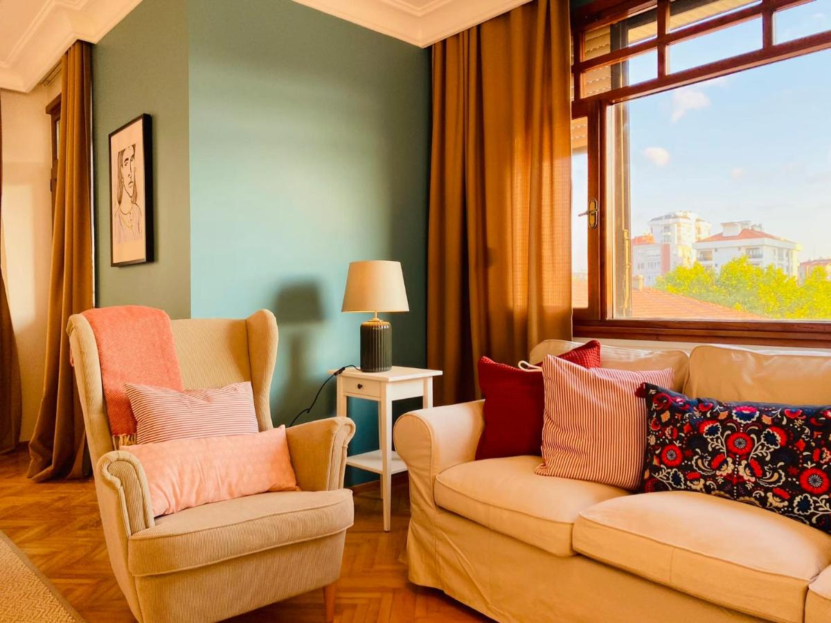 B&B Estambul - Spacious Duplex Flat near Bagdat Street - Bed and Breakfast Estambul